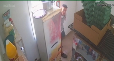 Polícia procura homem que invadiu e furtou restaurante em Ourinhos; vídeo