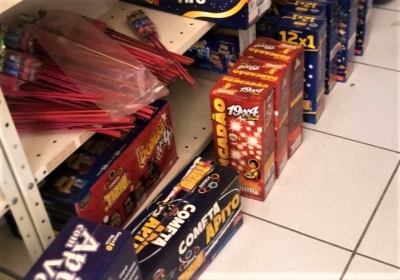 Polícia Civil de Ourinhos apreende fogos de artifício sem autorização de venda 