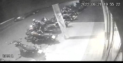 Moto é furtada em frente de escola em Ourinhos; vídeo