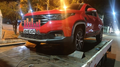 Veículo suspeito de roubo é apreendido em Salto Grande; carro foi vendido irregularmente em Ourinhos