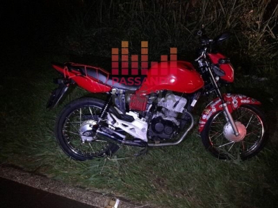 Acidente entre motocicleta e bicicleta deixa dois feridos em Salto Grande 