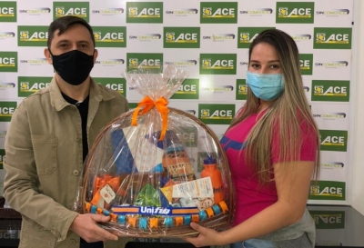 UniFio e ACE Ourinhos divulgaram resultado do sorteio da cesta de chocolates via aplicativo