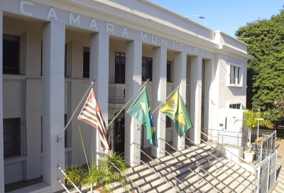 Assessor de vereador na região é exonerado após pedir auxílio emergencial do governo federal