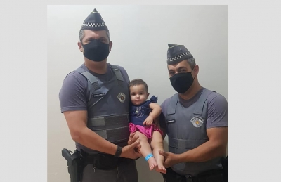 Policiais militares salvam bebê engasgada em Ourinhos 