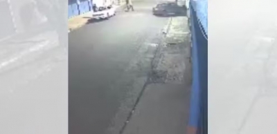 Criminosos usam carro para invadir loja de roupa e furtam R$ 50 mil em peças na região; vídeo