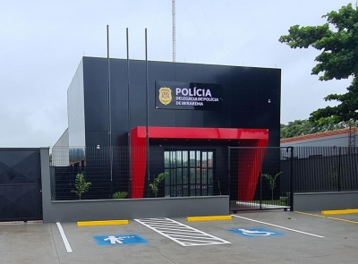 Homem de 28 anos é preso acusado de roubo de celulares em Ibirarema