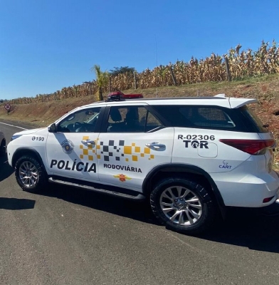 Policiamento Rodoviário prende indivíduo por uso de documento falso em Santa Cruz do Rio Pardo 