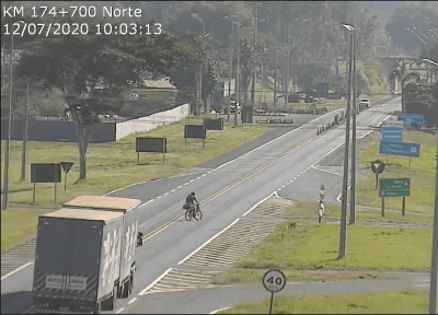 Polícia Rodoviária Federal evita suicídio de transexual na BR-153 