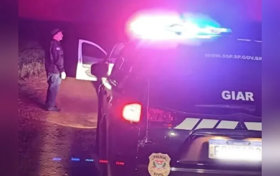 Operador de máquinas é encontrado morto dentro de carro na região