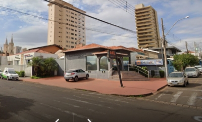 Dupla de assaltantes escapam após furto de notebooks de imobiliária no centro de Ourinhos 