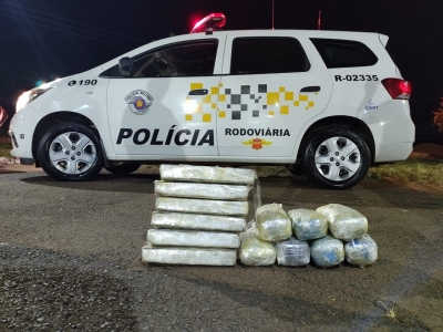 Mulher de 24 anos é presa por tráfico de drogas em Ourinhos 