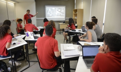 Especialistas pedem a revogação do Novo Ensino Médio e volta das diretrizes de 2012 