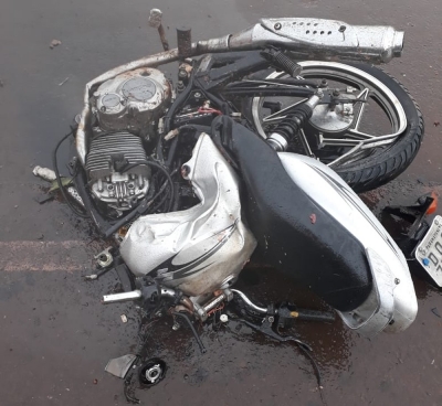 Motociclista morre após bater de frente com caminhão em rodovia na região