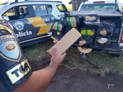 Polícia Rodoviária apreende mais de 190 kg de maconha em Santa Cruz do Rio Pardo 