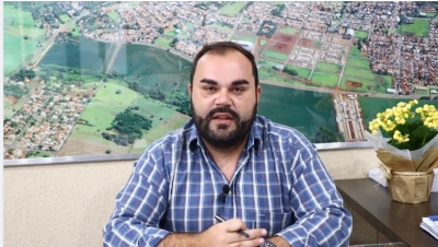 Prefeito de Santa Cruz do Rio Pardo, Diego Singolani , destaca mais dois óbitos no município e informa contaminação de bebês por novo coronavírus