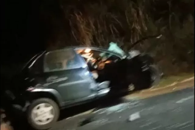 Batida frontal deixa três mortos na região 