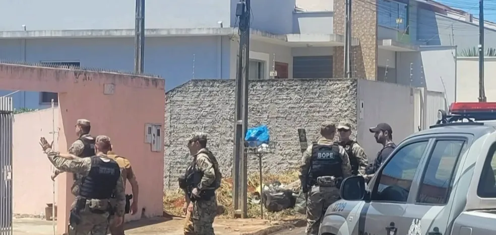 Polícia apreende mais de 20 kg de dinamite em Santo Antônio da Platina; área foi isolada