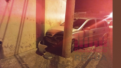 Jovem é preso ao roubar e bater o carro de taxista em Ourinhos 