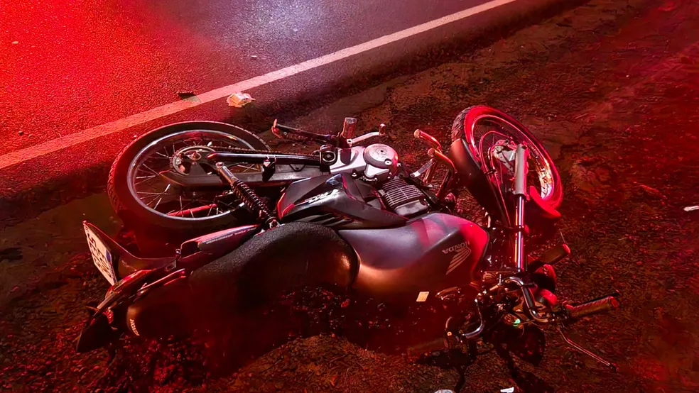 Motociclista morre após ser atingido por carro em vicinal na região 