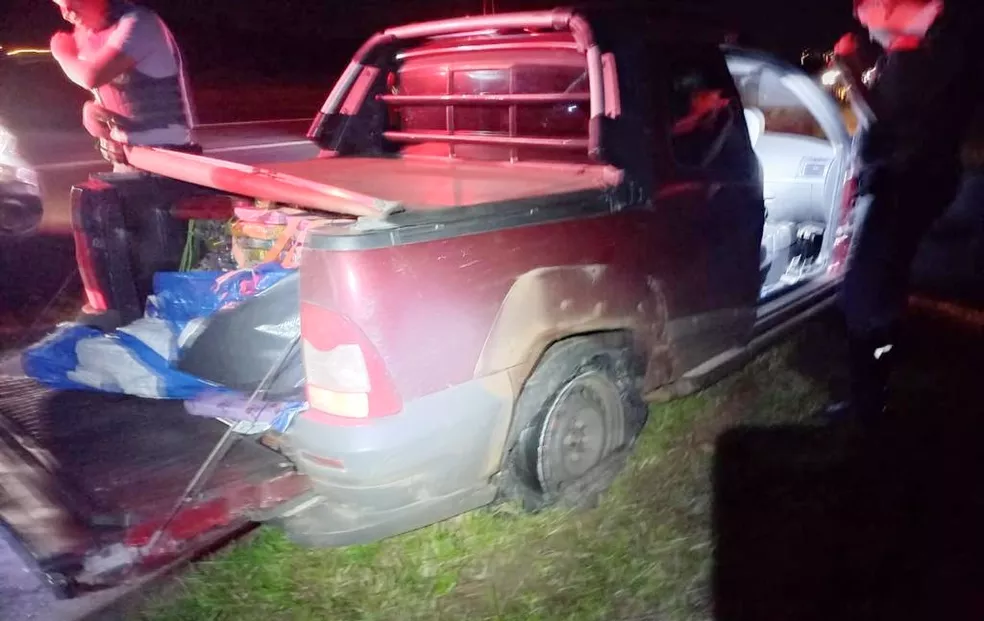 Motorista é preso com mais de 400 kg de maconha após acionar 