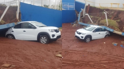 Muro cai em cima de veículo durante tempestade na região