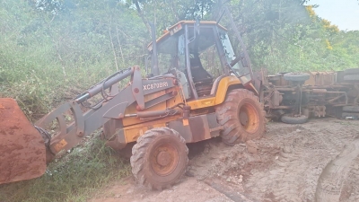 Homem morre em tombamento de caminhão em Ipaussu 