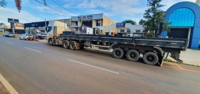 Caminhoneiro sofre sequestro relâmpago, mas bandidos desistem de roubar caminhão; fato foi registrado em Ourinhos 