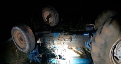 Trator tomba e mata duas pessoas na BR-153 no Paraná