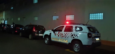 Trio é preso acusado de tráfico de drogas em Ourinhos; suspeito disse que ingeriu cocaína e precisou de atendimento médico
