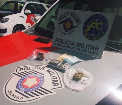 Homem dá descarga em entorpecentes para despistar, mas acaba preso em Ourinhos