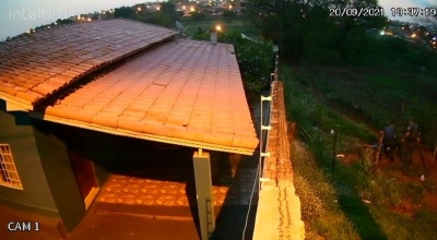 Policial acusado de atirar contra foragido em abordagem em Ourinhos ficará preso preventivamente; PM que estava junto, mas não atirou no jovem, teve liberdade decretada 