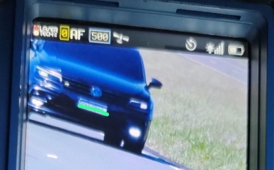 Carro é flagrado a 248km/h na rodovia em Santa Cruz do Rio Pardo 