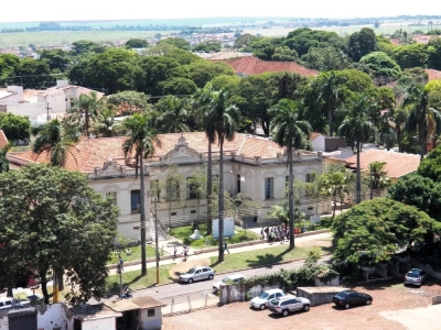 Aluna fica ferida após incidente com elevador em escola de Santa Cruz do Rio Pardo