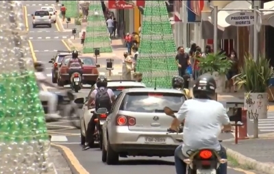 Diferente de Ourinhos, Marília mantém tudo funcionando em novo decreto; até bares serão mantidos abertos 