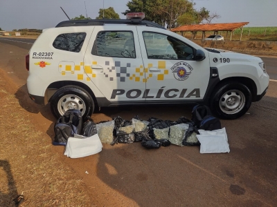 Polícia Rodoviária prende duas mulheres por tráfico de drogas em Ourinhos