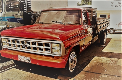 Motorista tem veículo furtado em Ourinhos 