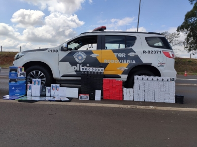Polícia Rodoviária apreende eletrônicos contrabandeados na SP-225 em Santa Cruz do Rio Pardo