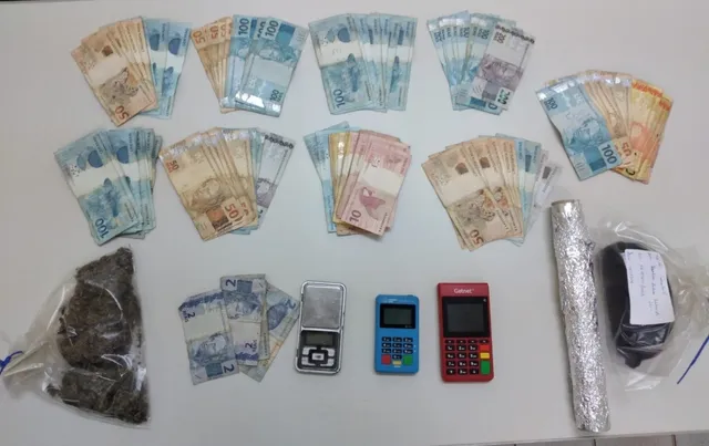 Jovem é preso suspeito de integrar organização ligada ao tráfico de drogas na região 
