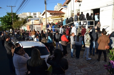 Captação de currículos para Havan na região tem fila de 250 metros