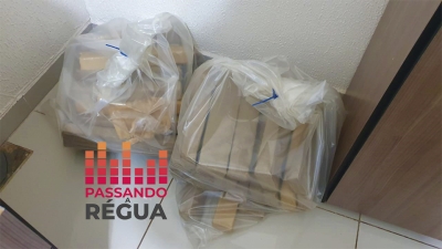 Costureiro é flagrado transportando 44 tabletes de maconha em ônibus parado na BR-153 em Ourinhos 