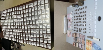 Homem é preso após Força Tática de Ourinhos encontrar 266 porções de cocaína e 60 porções maconha em sua casa 