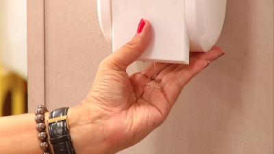 Supermercados de SP vão vender álcool gel pelo preço de custo a partir de segunda, diz Doria