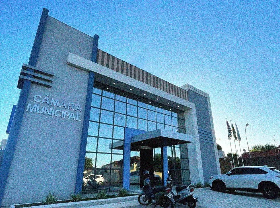 Câmara de cidade da região aprova aumento de salários de prefeito, vice, secretários e vereadores para próxima legislatura