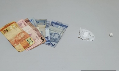 Homem é preso com cocaína em Ourinhos