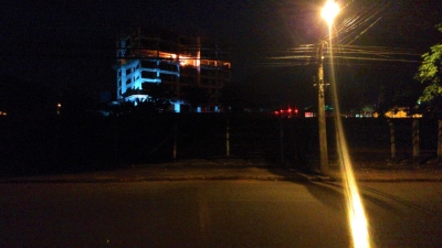 Bombeiros de Ourinhos combatem incêndio em prédio em construção no Jardim Ouro Verde