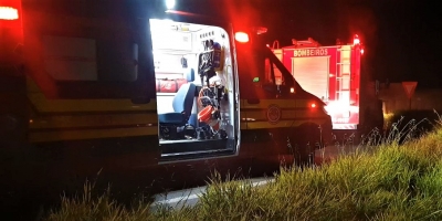 Colisão entre veículos deixa um jovem gravemente ferido em São Pedro do Turvo