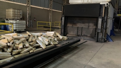 Polícia Federal de Marília incinera 2,6 toneladas de maconha e cocaína apreendidas em operações em toda região 