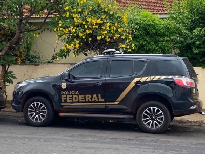 PF cumpre mandados na região em operação contra fraudes na entrega de medicamentos de alto custos 