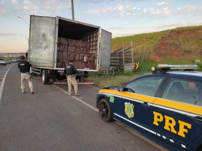PRF apreende 250 mil maços de cigarros contrabandeados na região de Ourinhos