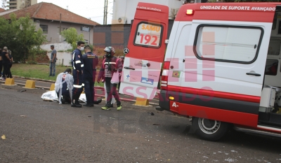 Mototaxista morre ao bater em pequeno caminhão em Ourinhos 